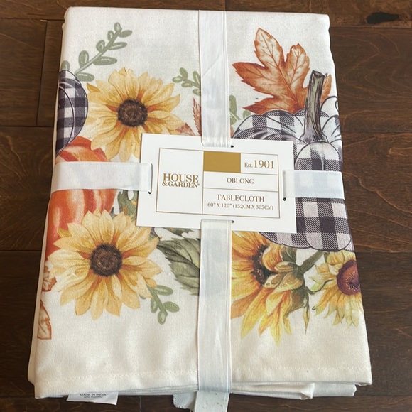 House & Garden Fall Thanksgiving Tablecloth 60”x 120” Pumpkin Print Sunflowers - Picture 2 of 5